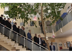 Limon Ağaçlı Kütüphanede Kütüphane Haftası Kutlandı