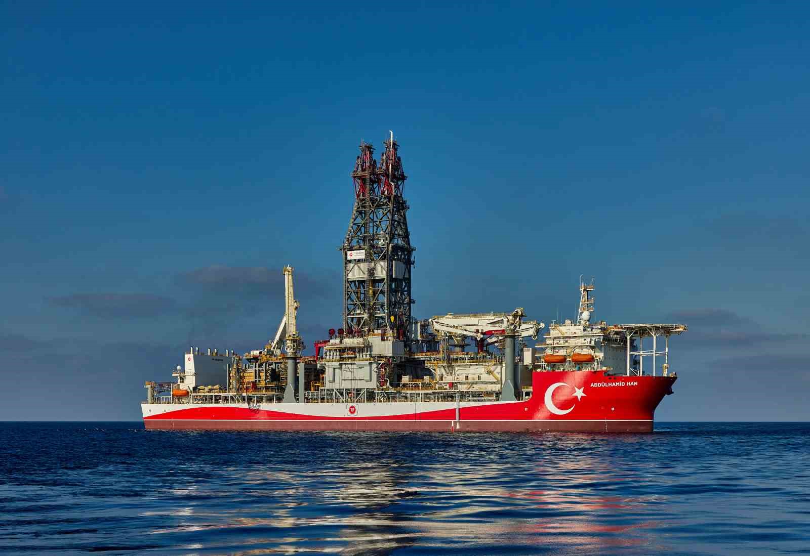 bakan-bayraktar-milletimizin-refahi-icin-aramaya-kesfetmeye-ve-uretmeye-devam-edecegiz