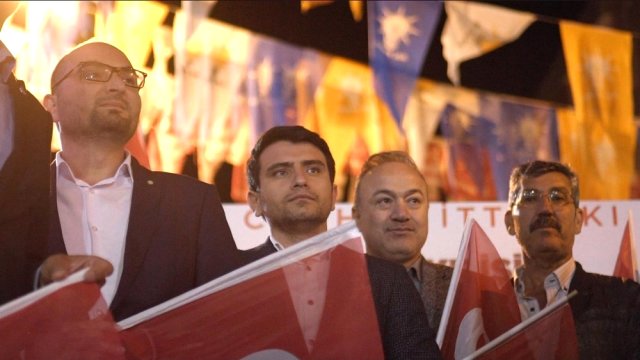 Kritik Büyükşehirde İyi Parti'den 300 Kişilik Grup, Cumhur İttifakı'na Katıldı