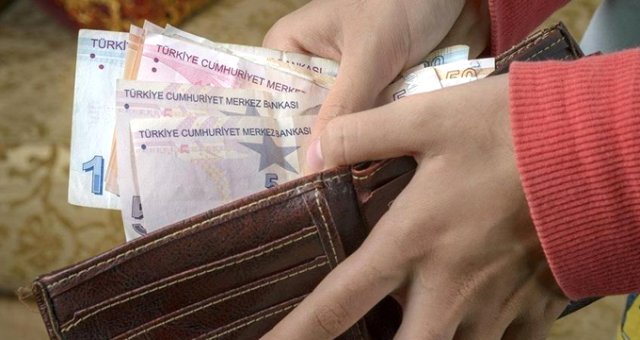 Dört Kişilik Bir Ailenin Açlık Sınırı 2 Bin 14 Lira Olarak Hesaplandı