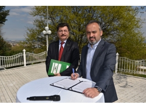 Başkan Aktaş, ‘Doğa Dostu Belediye Başkanı Taahhütnamesi’ne İmza Attı