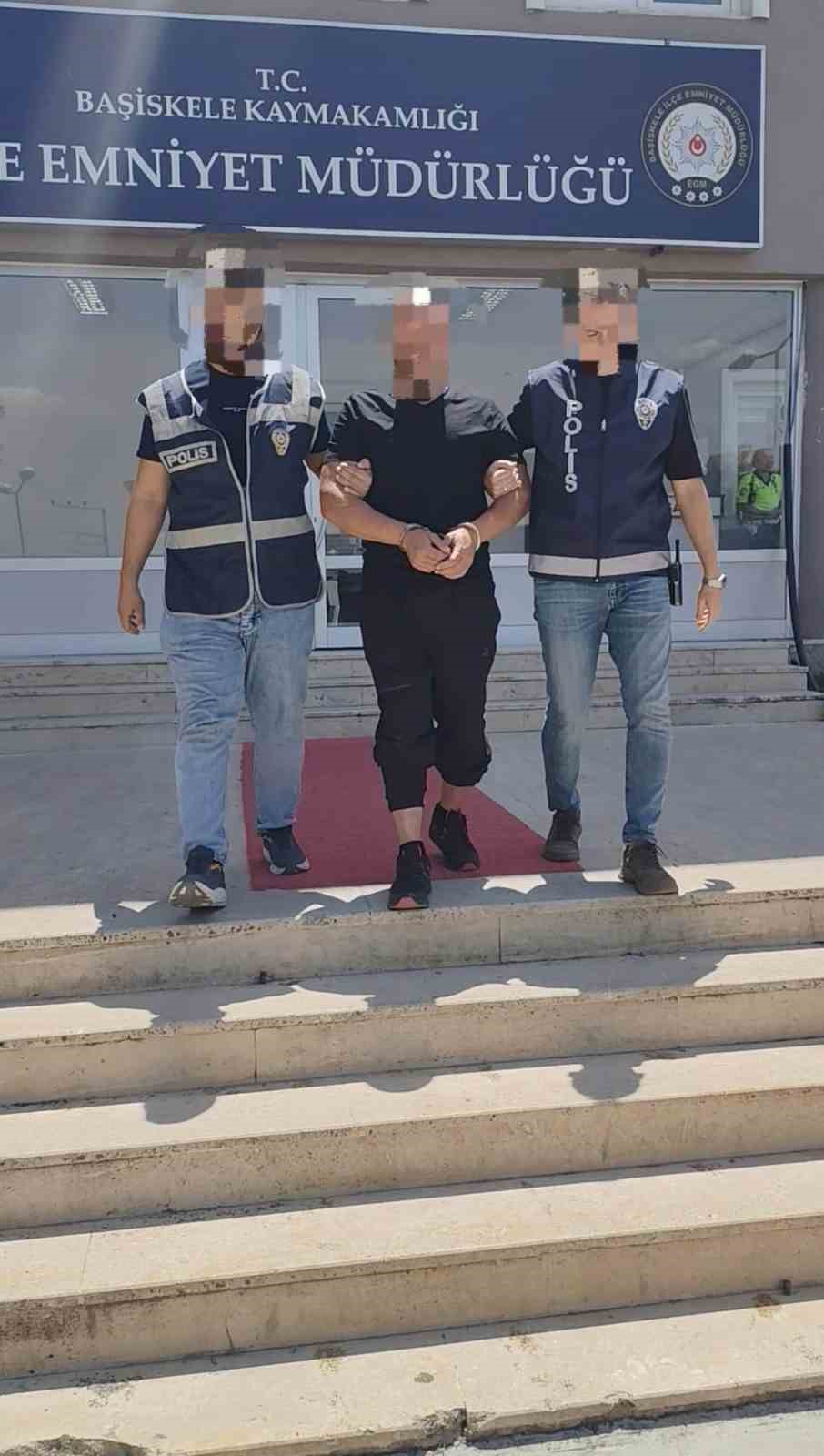 kocaeli-de-kombi-ve-aku-hirsizi-tutuklandi