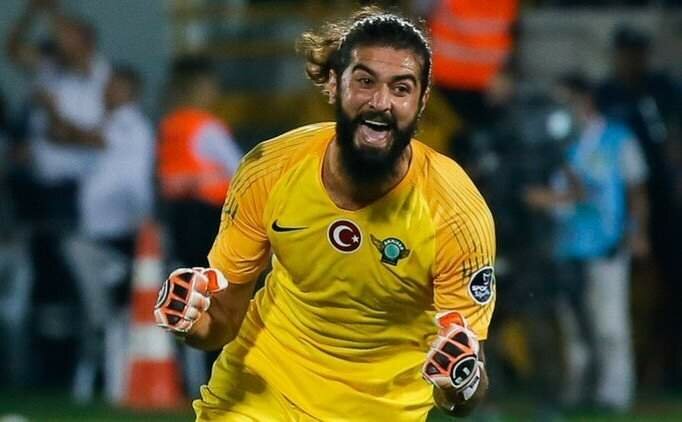 "fatih Öztürk, Galatasaray Ile Anlaştı"