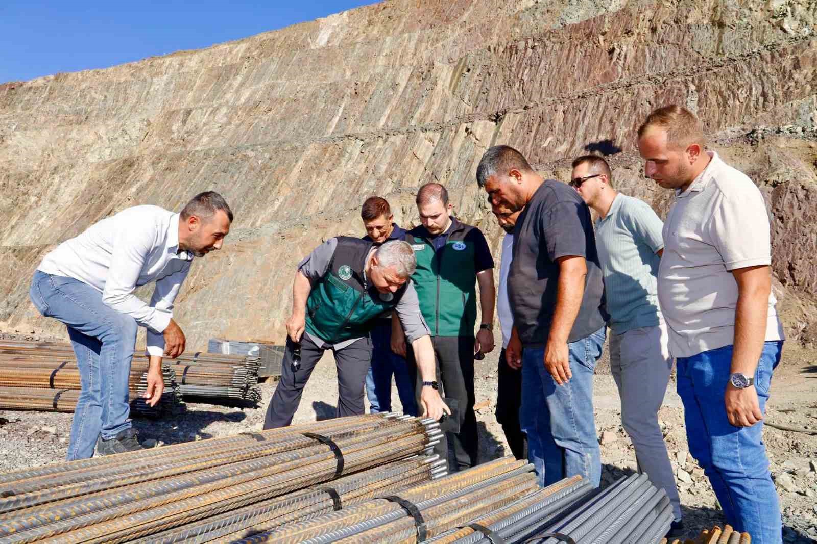 dsi-bolge-muduru-yavuz-erzincan-balli-baraji-ve-sulama-santiyesini-inceledi