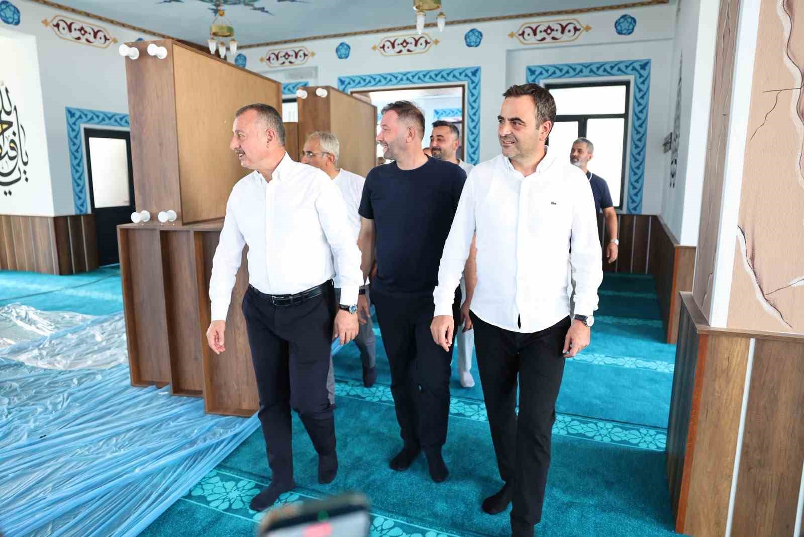 gazze-sehitleri-camii-ibadete-acilmak-icin-gun-sayiyor
