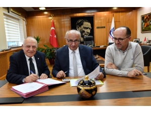 Kardemir, 900 Bin Tonluk Yerli Cevher Sözleşmesi İmzaladı