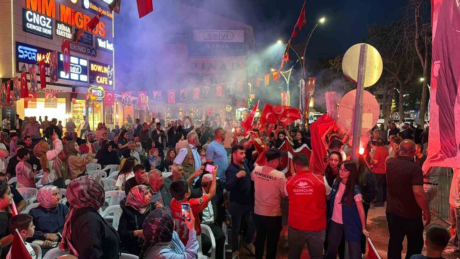bitlis-te-15-temmuz-un-yildonumunden-milli-birlik-ve-beraberlik-vurgusu