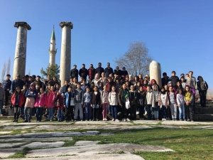 İmam Hatip Öğrencilerinden Aizanoi Antik Kenti Gezisi