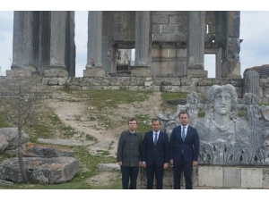 Kaymakamlar Antik Kent’te Buluştular