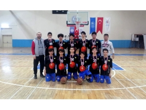Adıyaman Erkek Basketbol Takımı Finale Kaldı