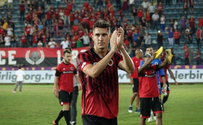 Trabzonspor, Transferde Lille Ile Rakip Oldu!