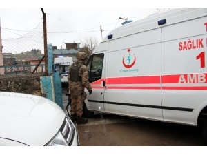 Midyat’ta Muhtar Adayları Arasında Kavga: 4 Yaralı