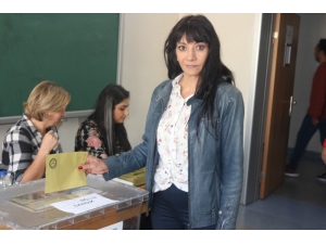 Yerleşik Yabancılar Sandık Başına Gitti