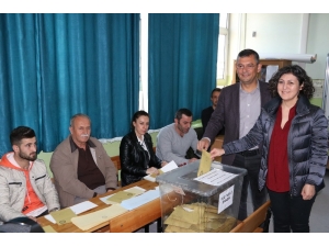 Chp’li Özel Oyunu Kullandı