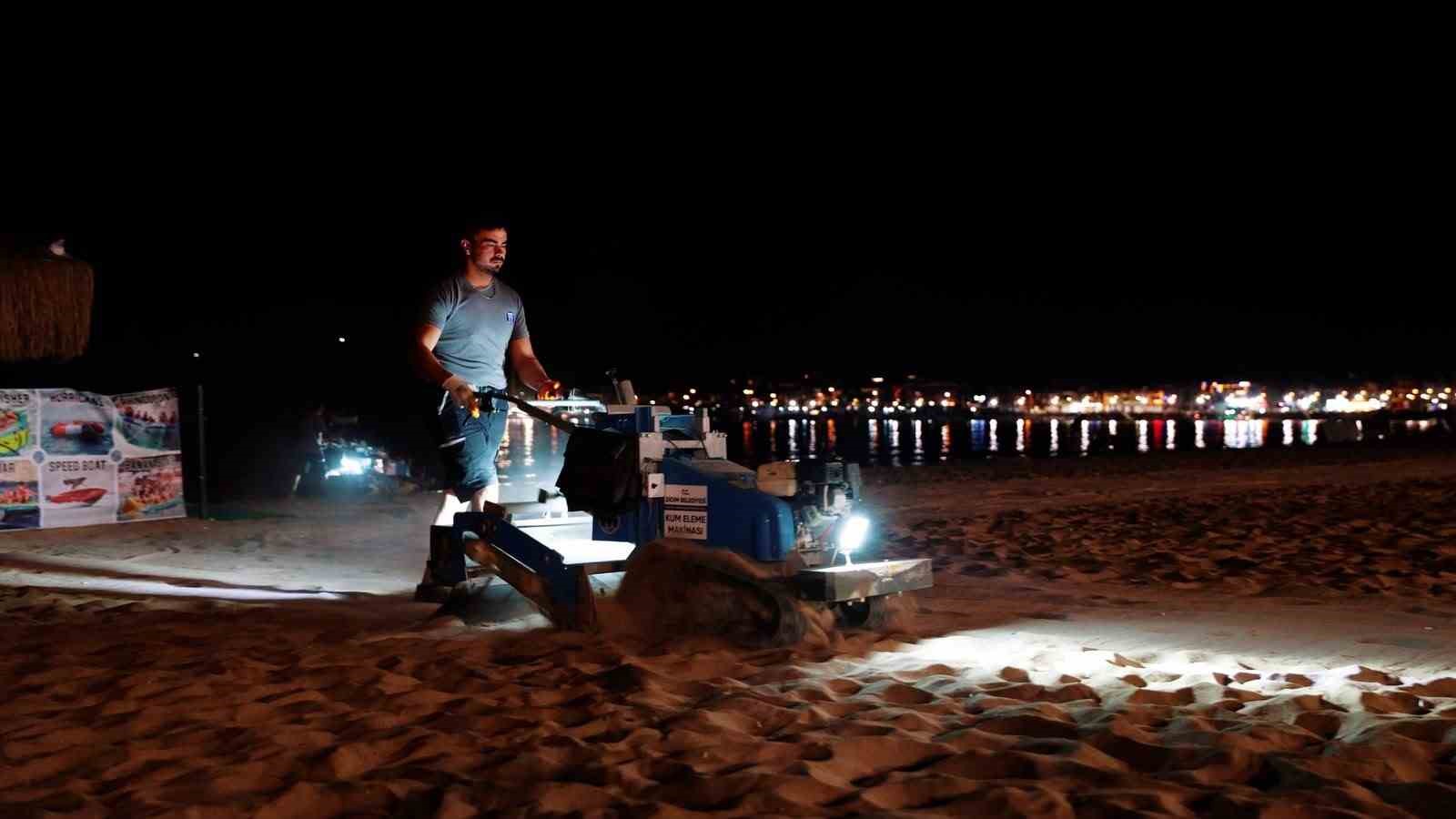 didim-de-temizlik-ekipleri-calismalarini-surduruyor
