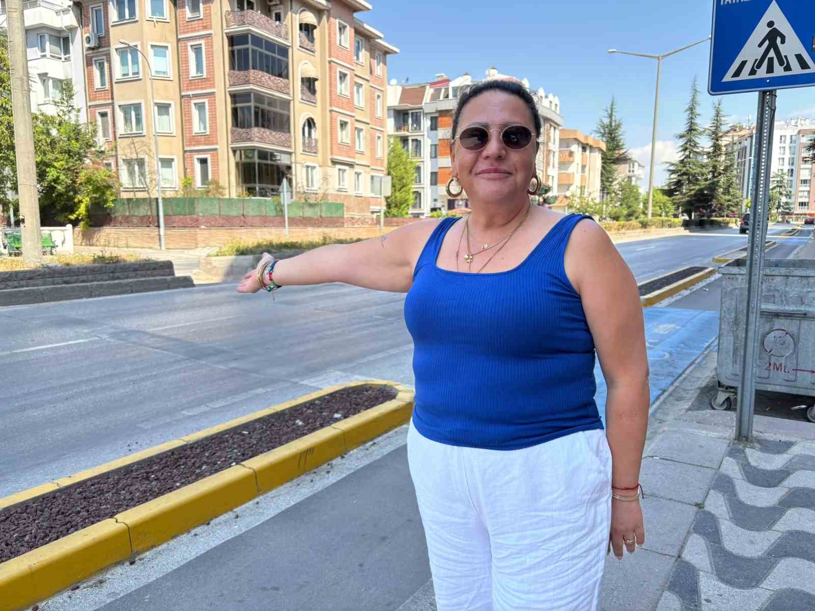 surekli-kaza-olan-caddede-tedbir-alinmasi-isteniyor