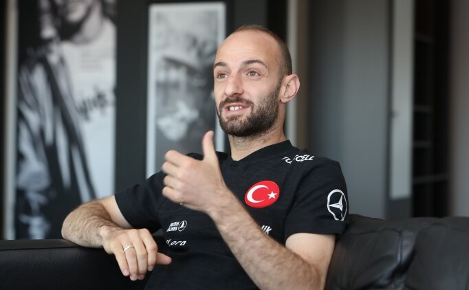 Efecan'dan Transfer Cevabı: "neden Olmasın?"