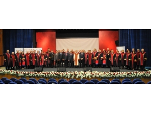 Omü 44 Yılını Törenle Kutladı