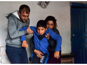 Okula Gitmek İsteyen Behlül Akülü Araba İstiyor