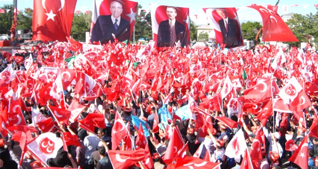 Mhp, Tarihinde İlk Kez İstanbul'da Bir Belediyeyi Kazandı