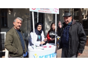 Burhaniye’de Kanserle Savaş Haftası Etkinliği