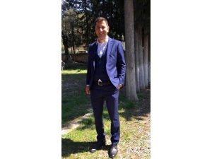 Üçüncü Üniversiteyi Okurken, Muhtar Oldu