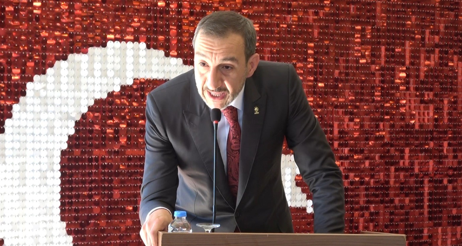 ak-parti-kilis-il-baskani-gorevinden-istifa-etti