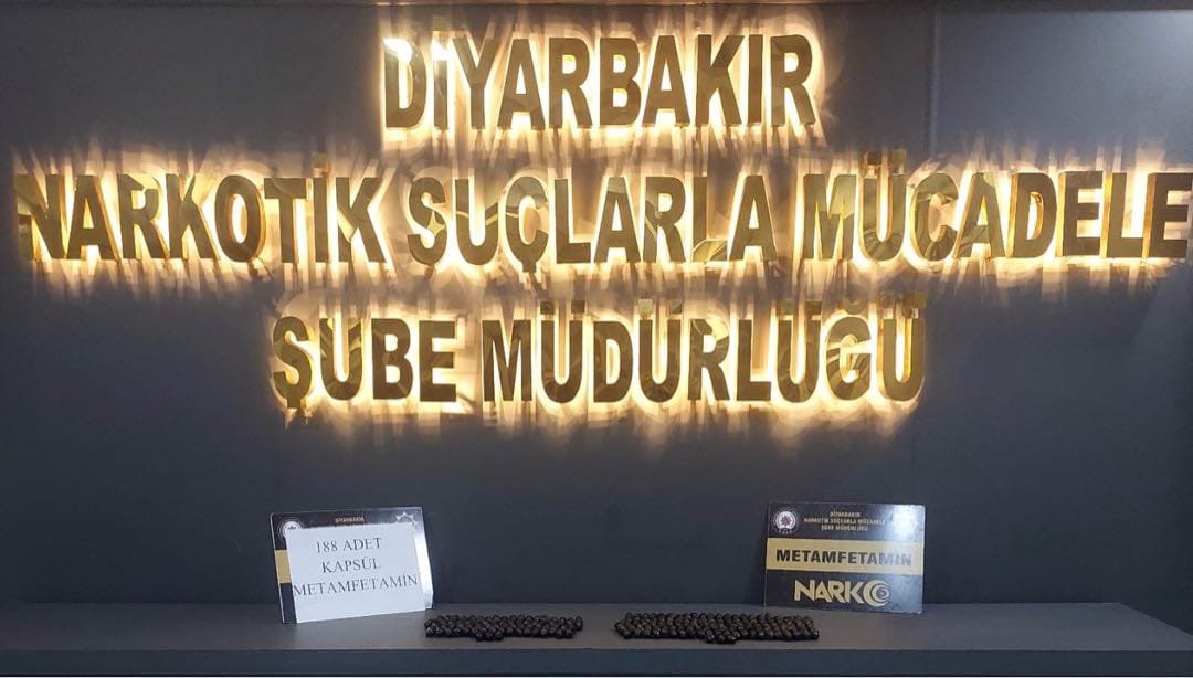 yuttuklari-1-kilo-280-gram-uyusturucu-madde-ile-yakalanan-2-kisi-tutuklandi