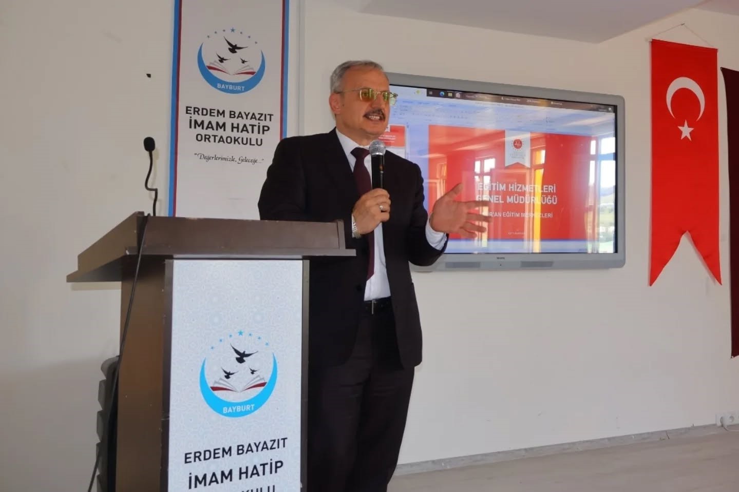 bayburt-ta-kur-an-egitim-merkezleri-tanitildi