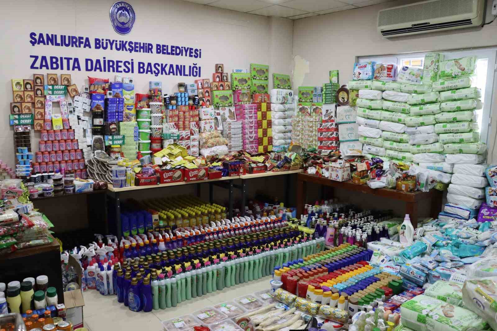 sanliurfa-da-zabita-market-raflarini-mercek-altina-aldi