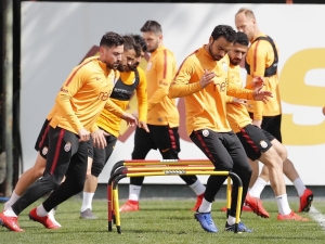 Galatasaray Ara Vermeden Başladı