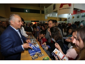 Denizli’de Kitap Fuarı 5 Nisan’da Açılıyor