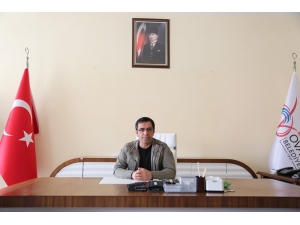 Sarıgül, Ovacık’ta Komünist Başkandan Görevi Devraldı