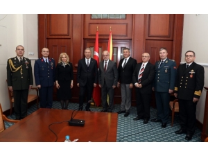 Bakan Akar, Kuzey Makedonya Meclis Başkanı Caferi İle Görüştü