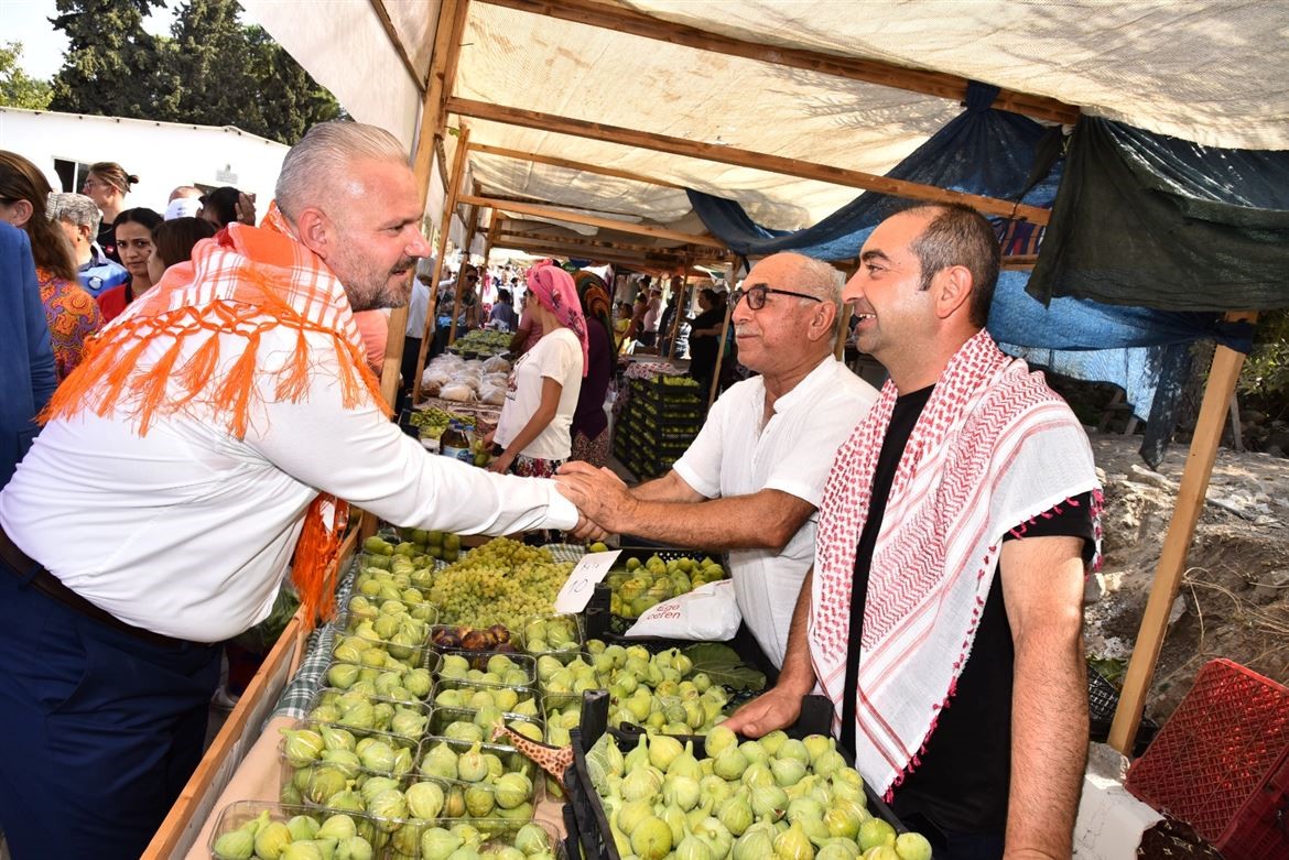 bengu-ve-metin-senturk-en-guzel-parcalarini-menemen-de-soyleyecek