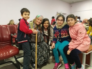 Minik Öğrencilerden Huzurevine Ziyaret