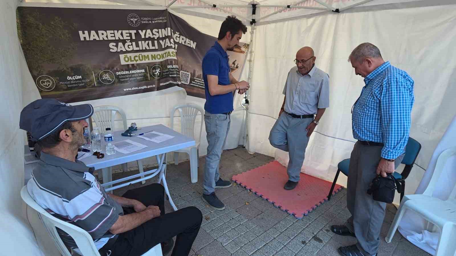 kutahya-da-hareket-yasini-ogren-saglikli-yasa-kampanyasi-icin-olusturulan-olcum-noktasi-ilgi-goruyor