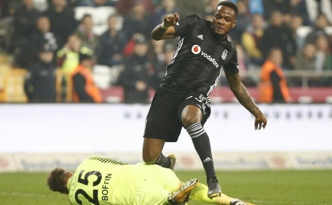 Cyle Larin Artık Kulüp Arıyor