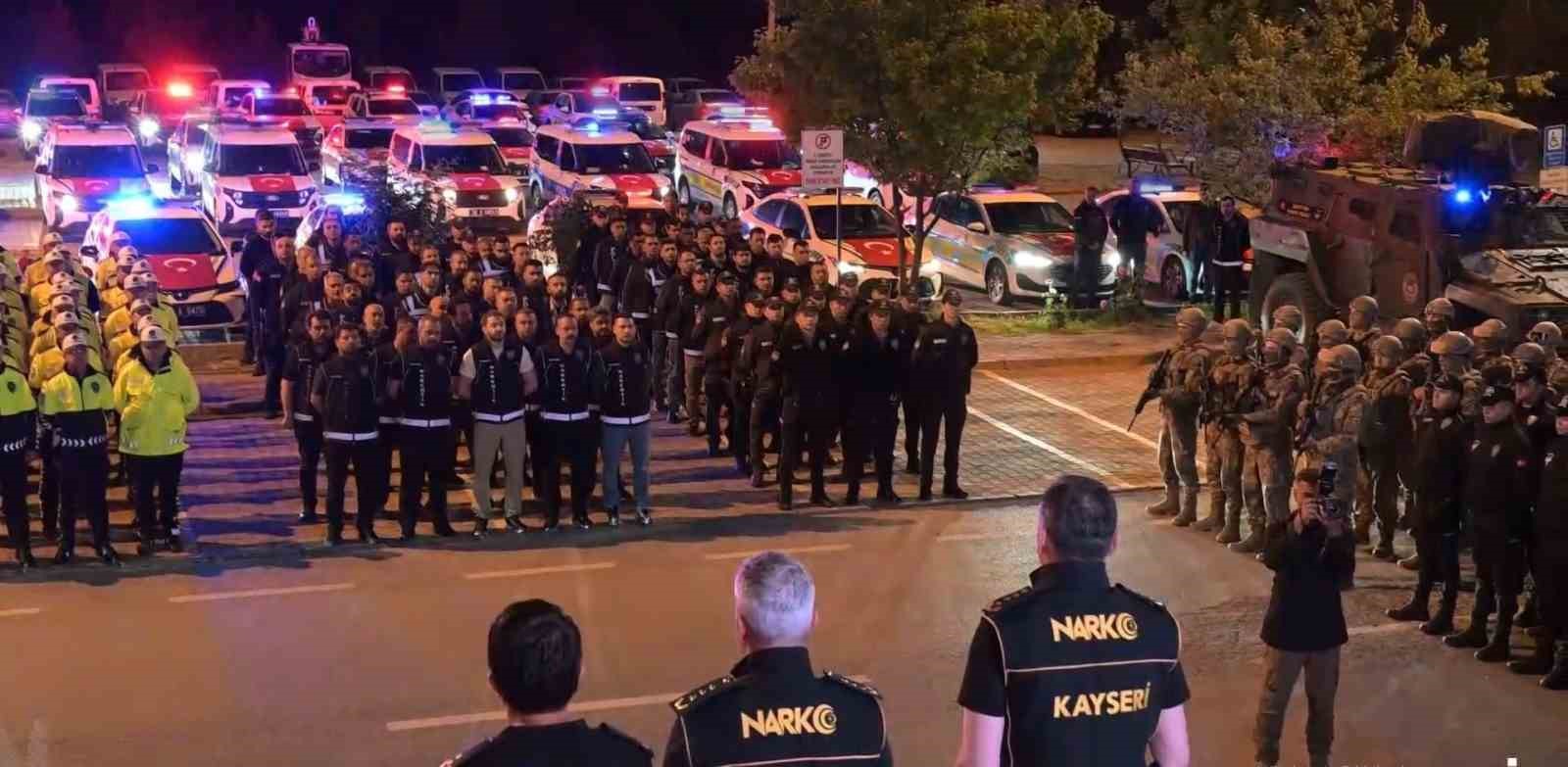 kayseri-polisi-tarihi-operasyona-bu-sozlerle-basladi-bugun-kayseri-nin-huzuru-asayisi-ve-guvenligi-acisindan-tarihi-bir-gun