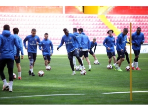 Kayserispor 5 Eksikle Sivas’a Gidiyor