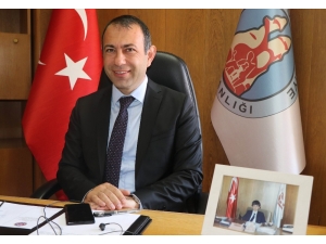 32 Yıl Önce Öğrenciyken Oturduğu Koltuğa Bu Kez Belediye Başkanı Olarak Oturdu