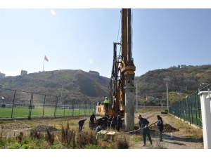 Akyazı Şenol Güneş Kompleksi İçinde Yapılacak Olan Çift Yönlü Tribünün İnşaatına Başlandı