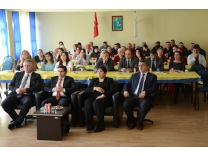 Huzurevi Personelleri, Yaşlı Sağlığı Ve Bakımı Konusunda Bilgilendirildi