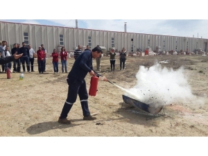 Özel Sektör Personeline Ve Öğrencilere Afet Ve Acil Durum Eğitimi Verildi