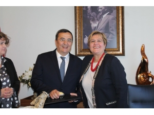 Konak’ta Pekdaş Görevini Batur’a Devretti