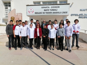 Lise Öğrencileri Stajlarını Portekiz Ve Yunanistan’da Yapacak