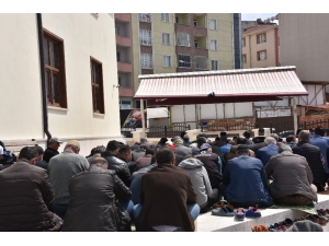 Soğukpınar Camii Yeniden İbadete Açıldı