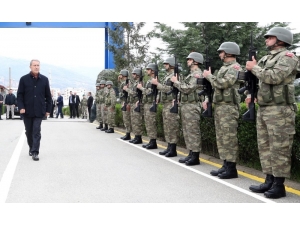 Milli Savunma Bakanı Akar: "Sınırlarımıza Komşu Alanda 10 Bin Civarında Pkk/ypg’li Teröristin Olduğunu Biliyoruz"