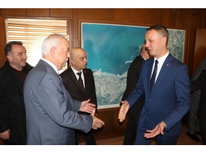 Zonguldak Belediyesi’nde Devir Teslim Töreni