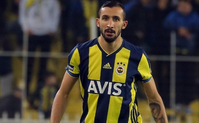 Fenerbahçe'de Mehmet Topal Belirsizlği Yaşanıyor!